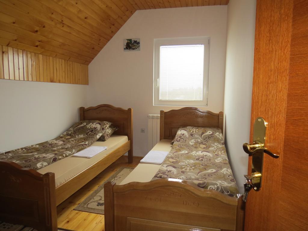 Rooms And Bungalows Sreten Zugic Жабляк Номер фото